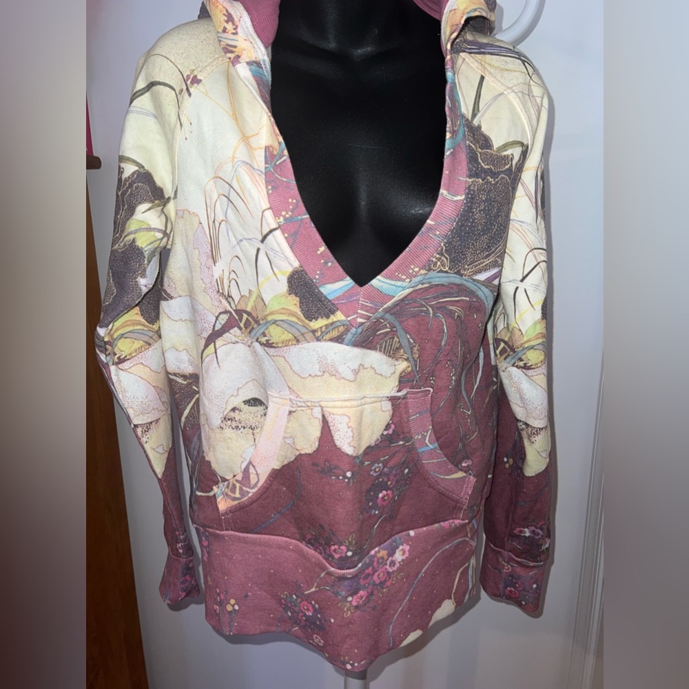 Nick & Mo V-neck colorful hoodie